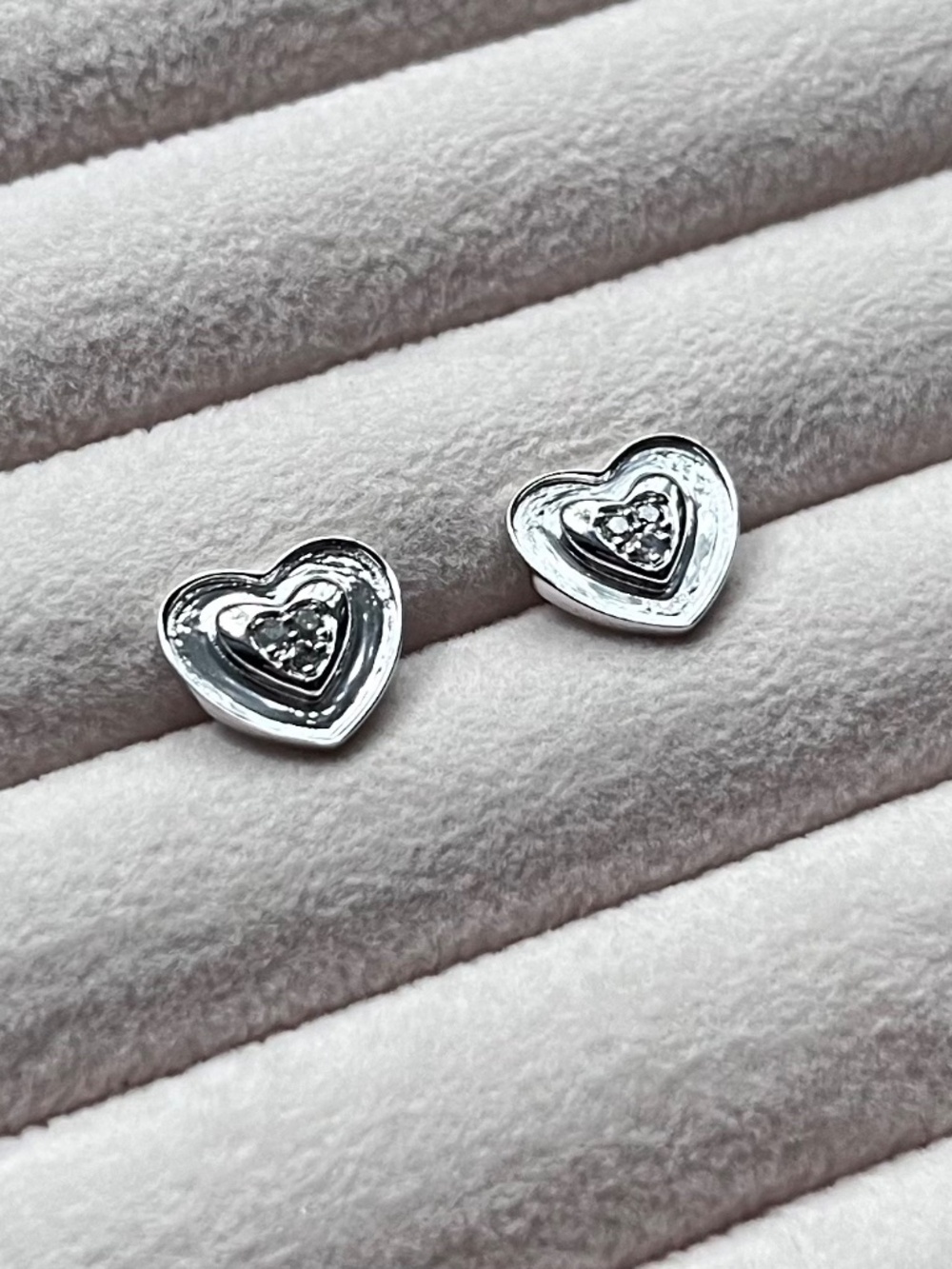 E103 | Natural Diamond Large Heart Stud Earrings